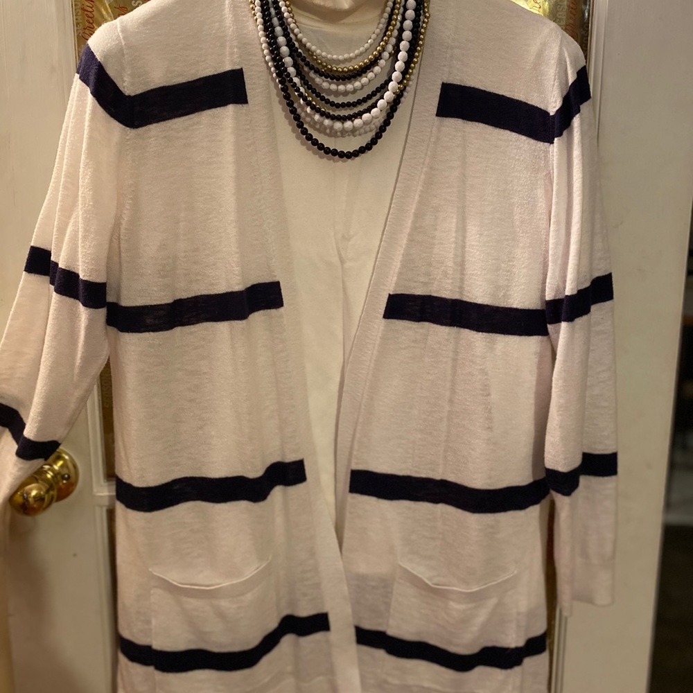 Cardigan sweater